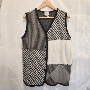 VTG David Wayne Patchwork Knit Vest Women's M Black White V-Neck Button‎ Closure